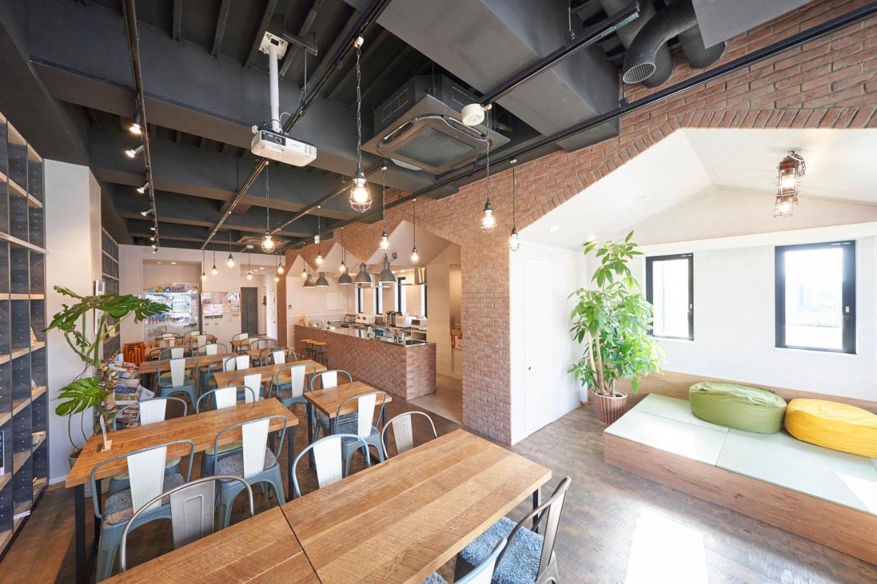 WeBase Hakata Hostel Fukuoka  Bagian luar foto