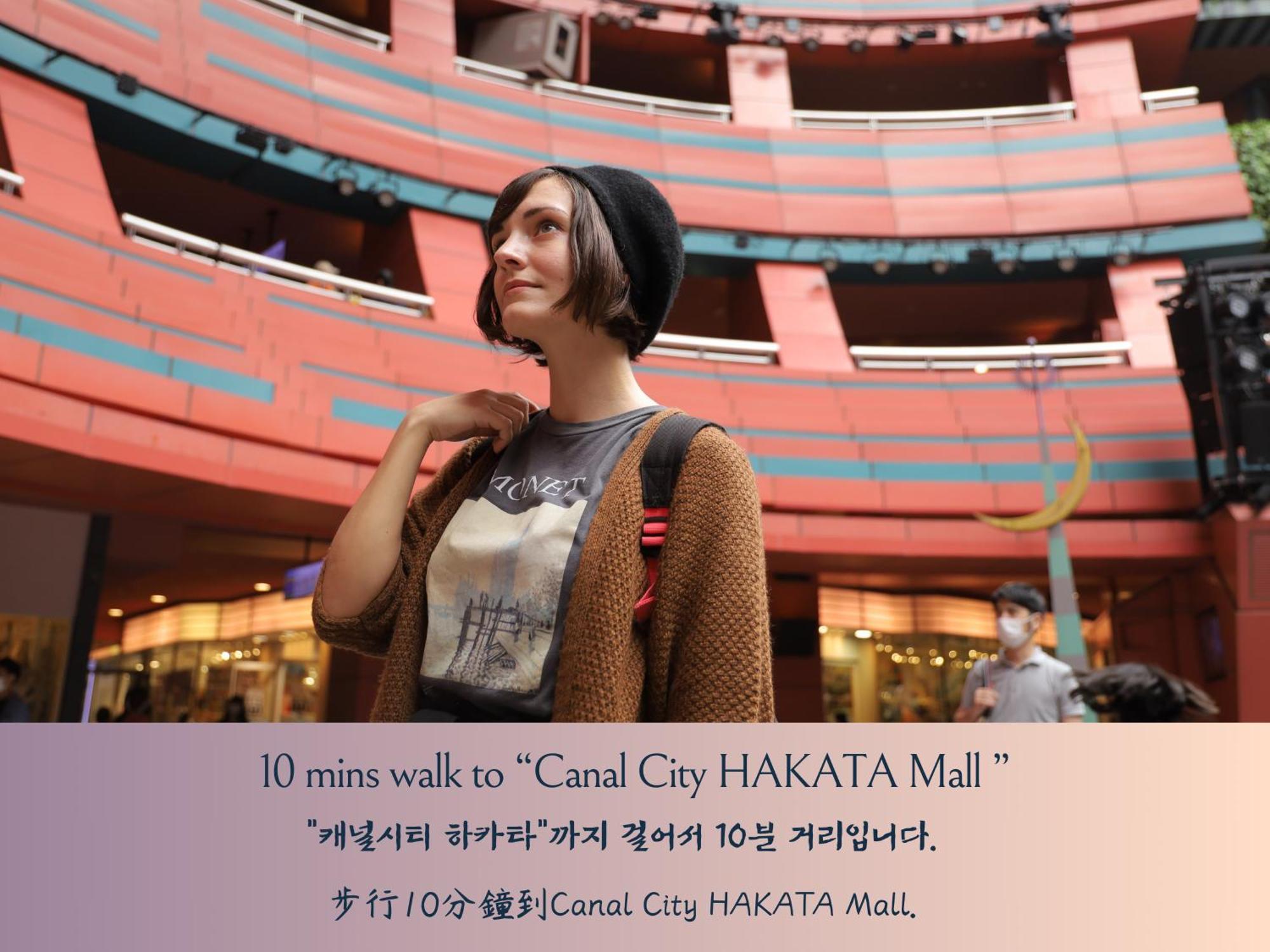 WeBase Hakata Hostel Fukuoka  Bagian luar foto
