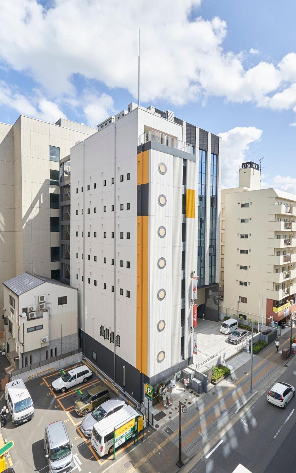 WeBase Hakata Hostel Fukuoka  Bagian luar foto